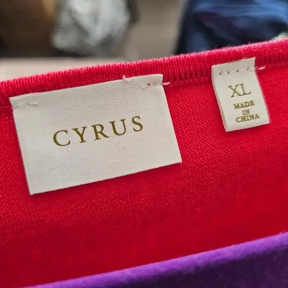 Cyrus Red Sweater Long Sleeve Size XL - Picture 4 of 5